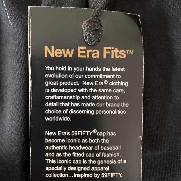 NWT Vintage New Era black cotton graphic T Shirt - Picture 7 of 7